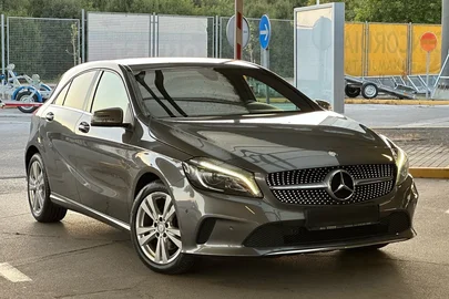 2017' Mercedes-Benz A-Klasa A 200