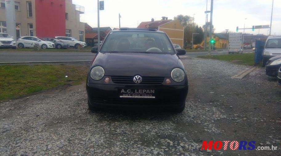 2002' Volkswagen Lupo 1,0 photo #1