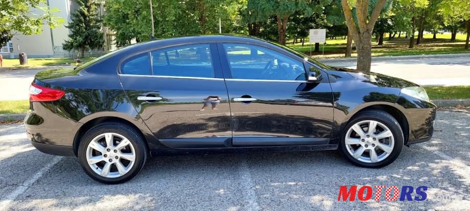 2010' Renault Fluence 1,6 16V photo #1