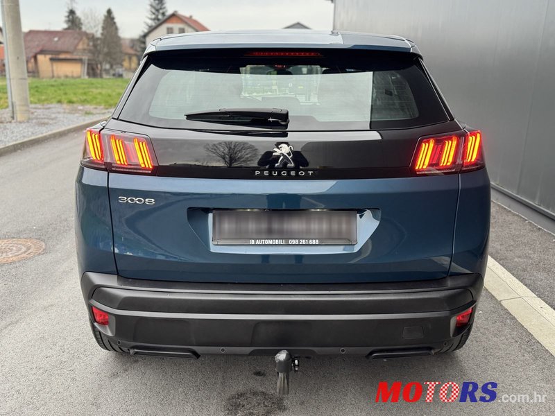 2021' Peugeot 3008 1,5 Bluehdi photo #6