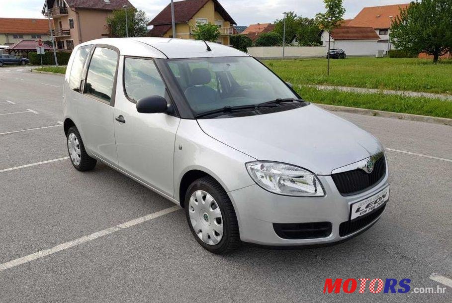 2007' Skoda Roomster 1,4 Tdi photo #2