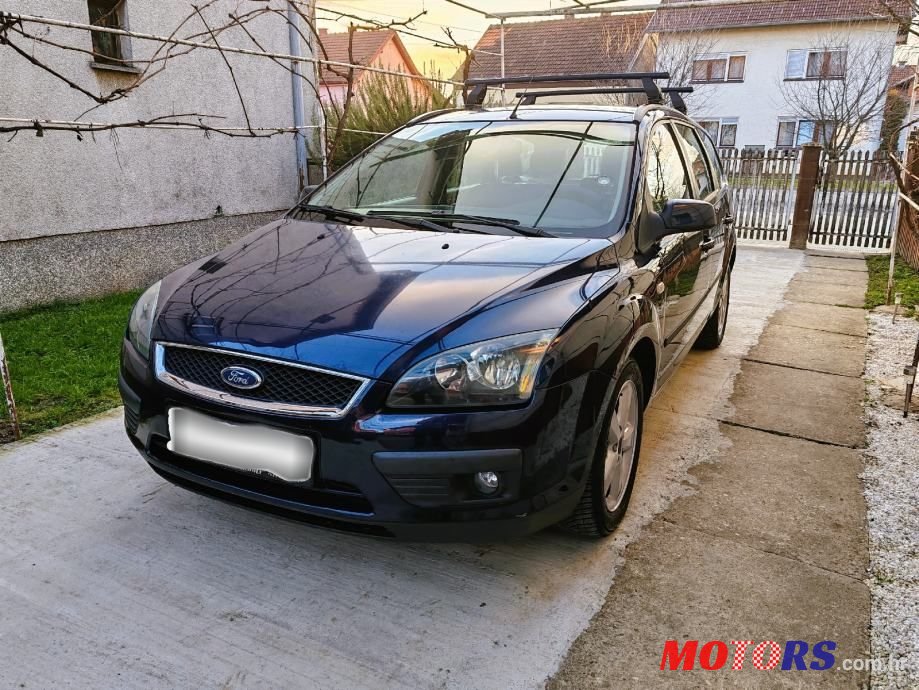 2005' Ford Focus Karavan photo #1