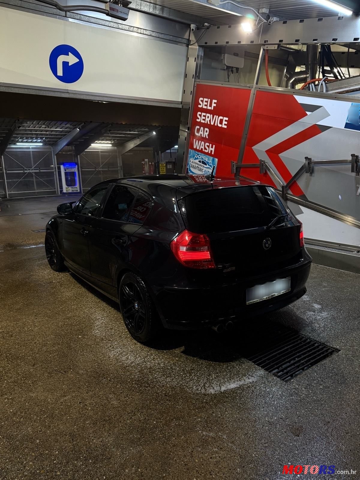 2010' BMW Serija 1 116D photo #1