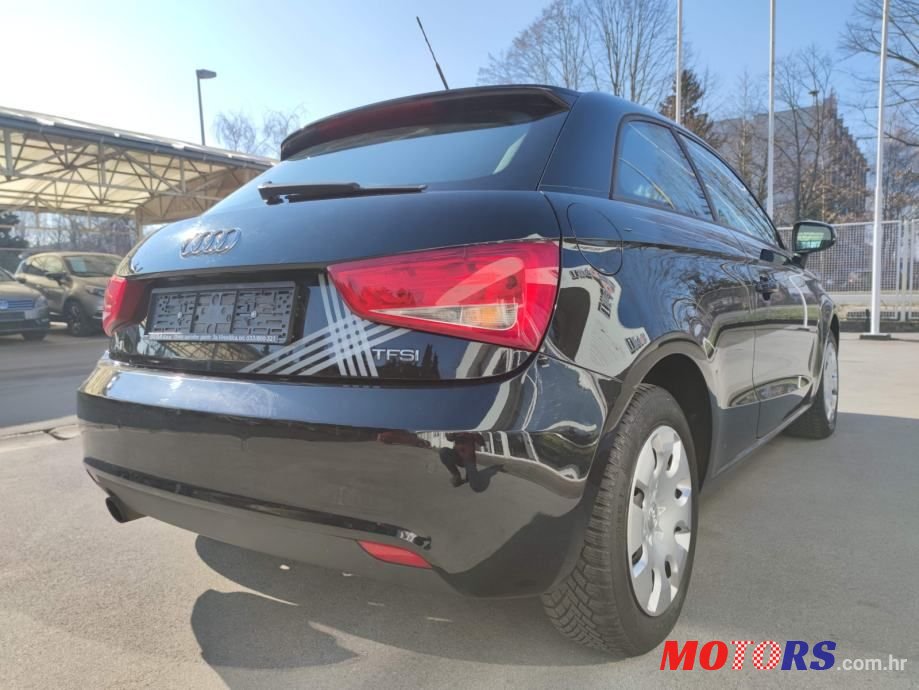 2011' Audi A1 photo #5