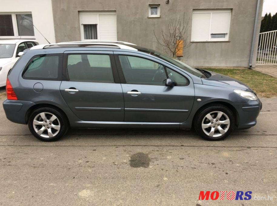 2007' Peugeot 307 Sw 1,6 16V Hdi photo #2