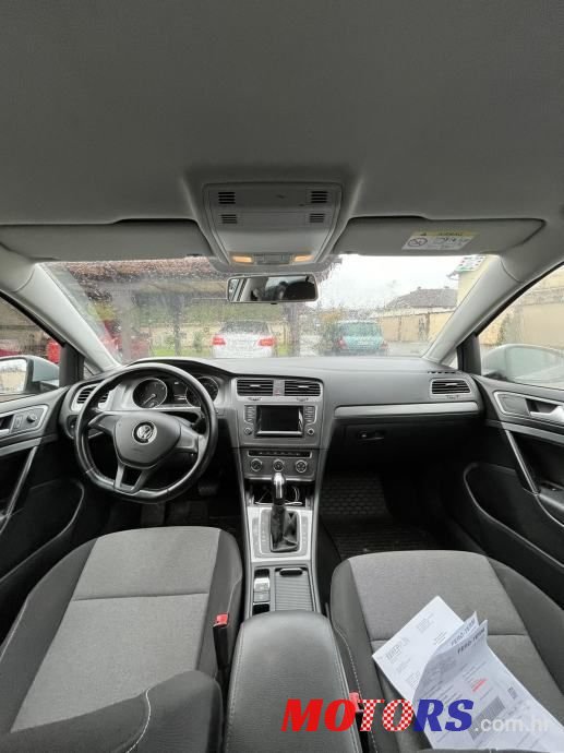 2015' Volkswagen Golf 7 Variant photo #3