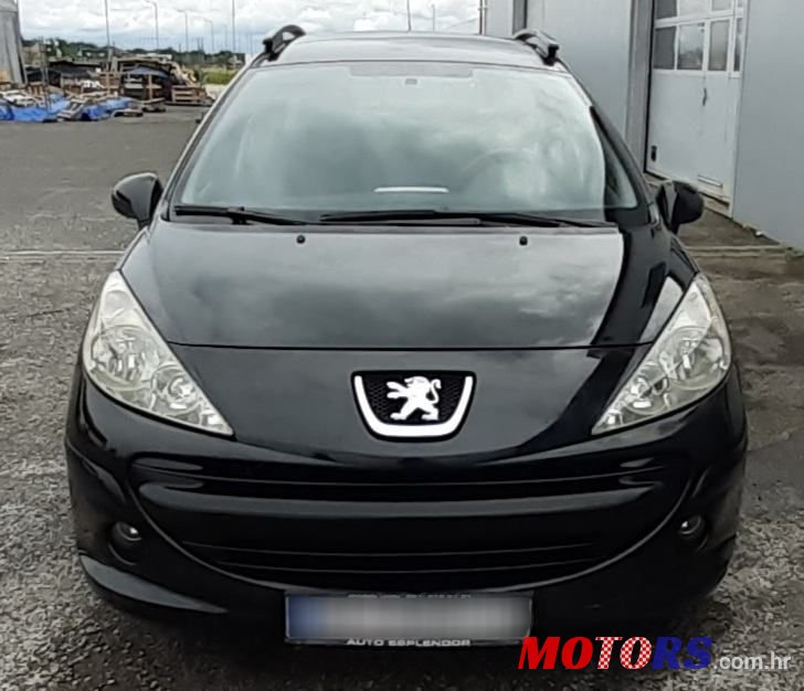 2008' Peugeot 207 Sw photo #2