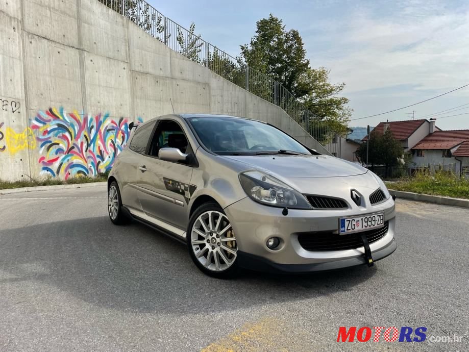 2008' Renault Clio Sport photo #1