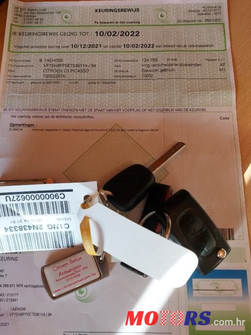 2015' Citroen C3 Picasso photo #6