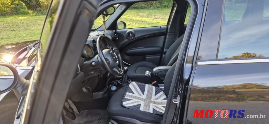 2015' MINI Countryman Cooper D All4 photo #3