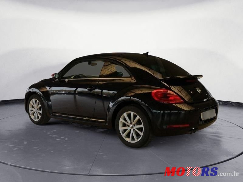 2015' Volkswagen Beetle photo #3