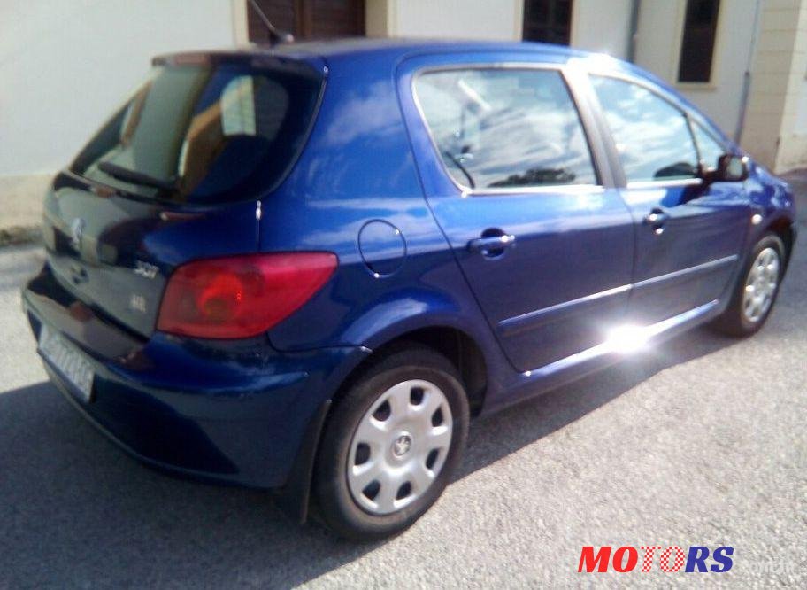 2004' Renault Megane Grandtour 1,5 Dci photo #1