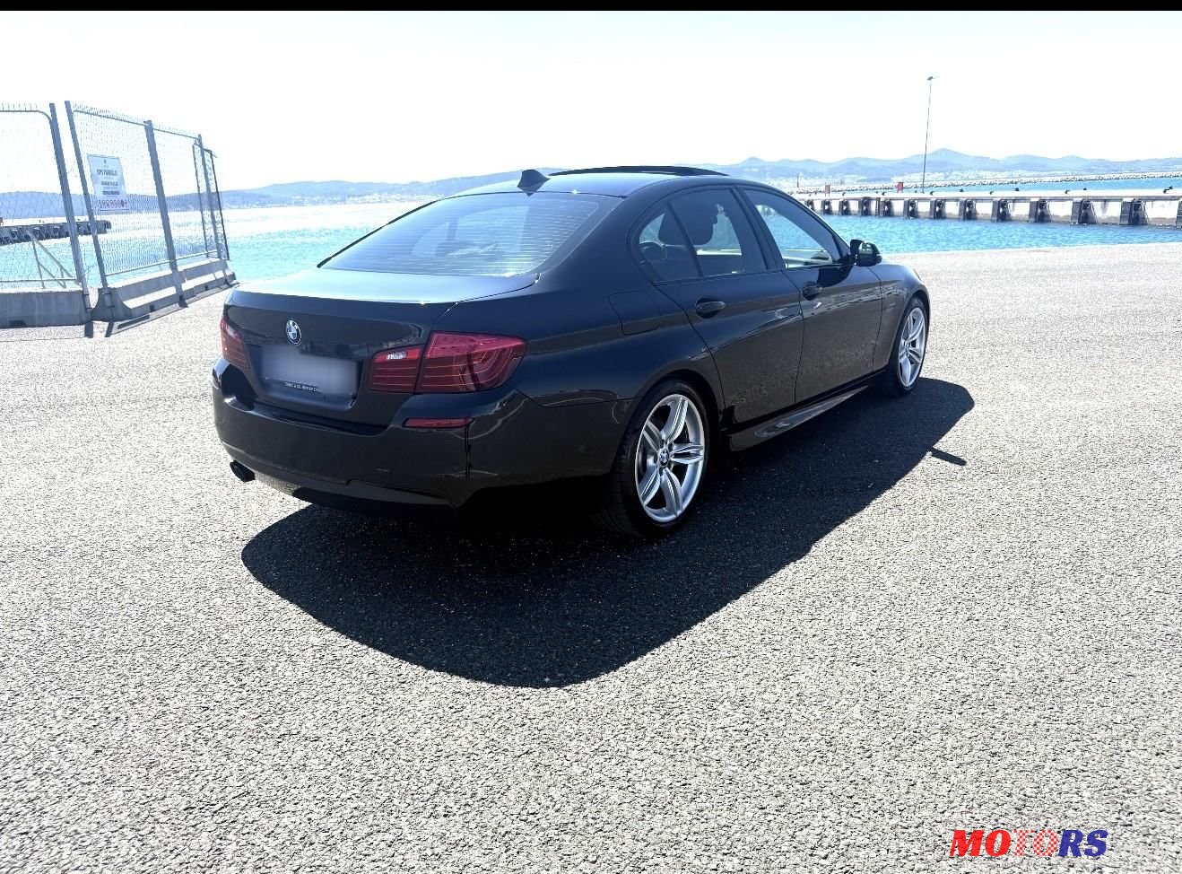 2015' BMW Serija 5 520D photo #4