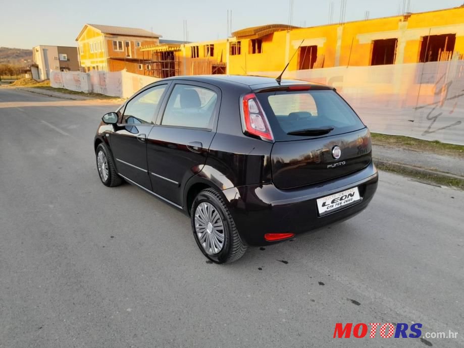 2012' Fiat Punto 1,2 8V photo #4