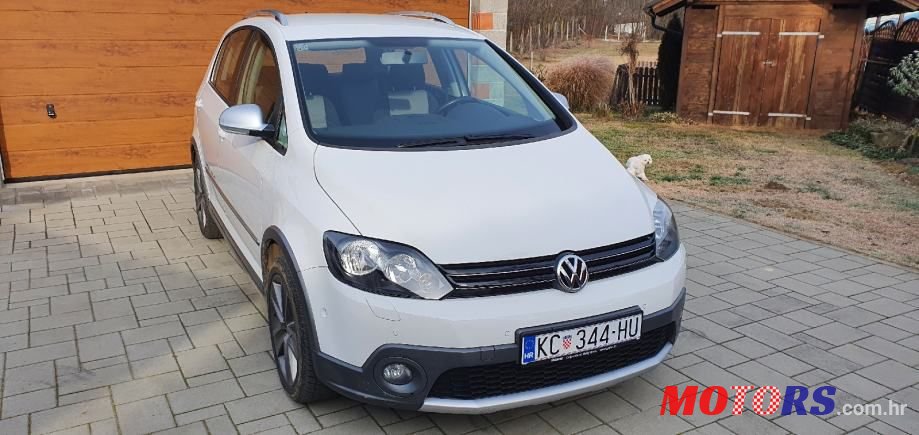 2011' Volkswagen Golf Plus 1,6 Tdi photo #1