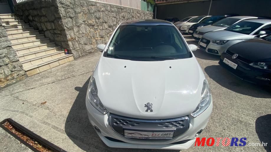 2013' Peugeot 208 1,4 Hdi photo #3