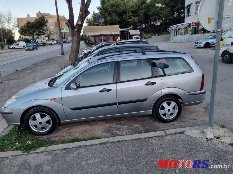 2005' Ford Focus 1,8 photo #1