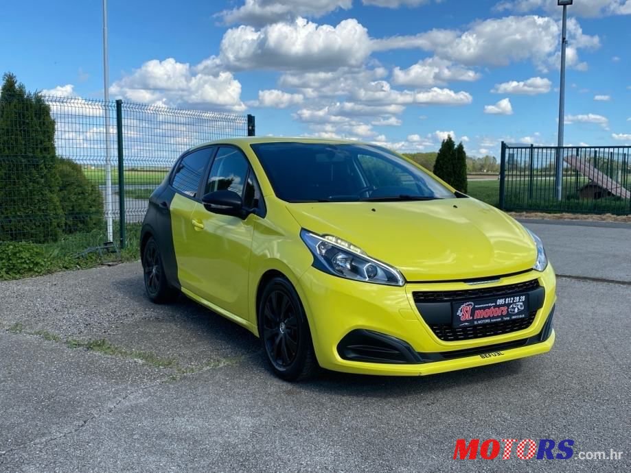 2016' Peugeot 208 photo #3