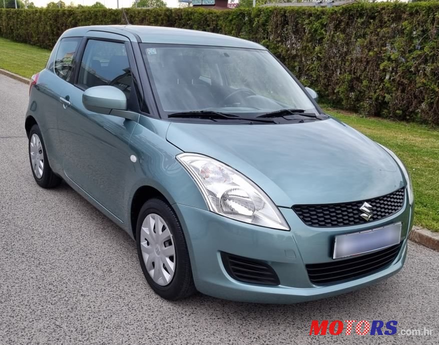 2010' Suzuki Swift 1,2 Glx Ac photo #1