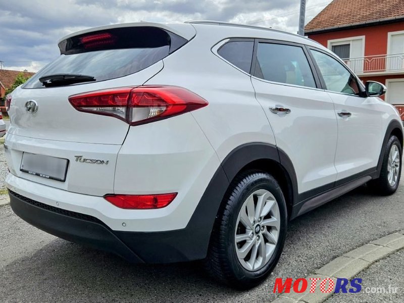 2016' Hyundai Tucson 1.7 Crdi photo #4