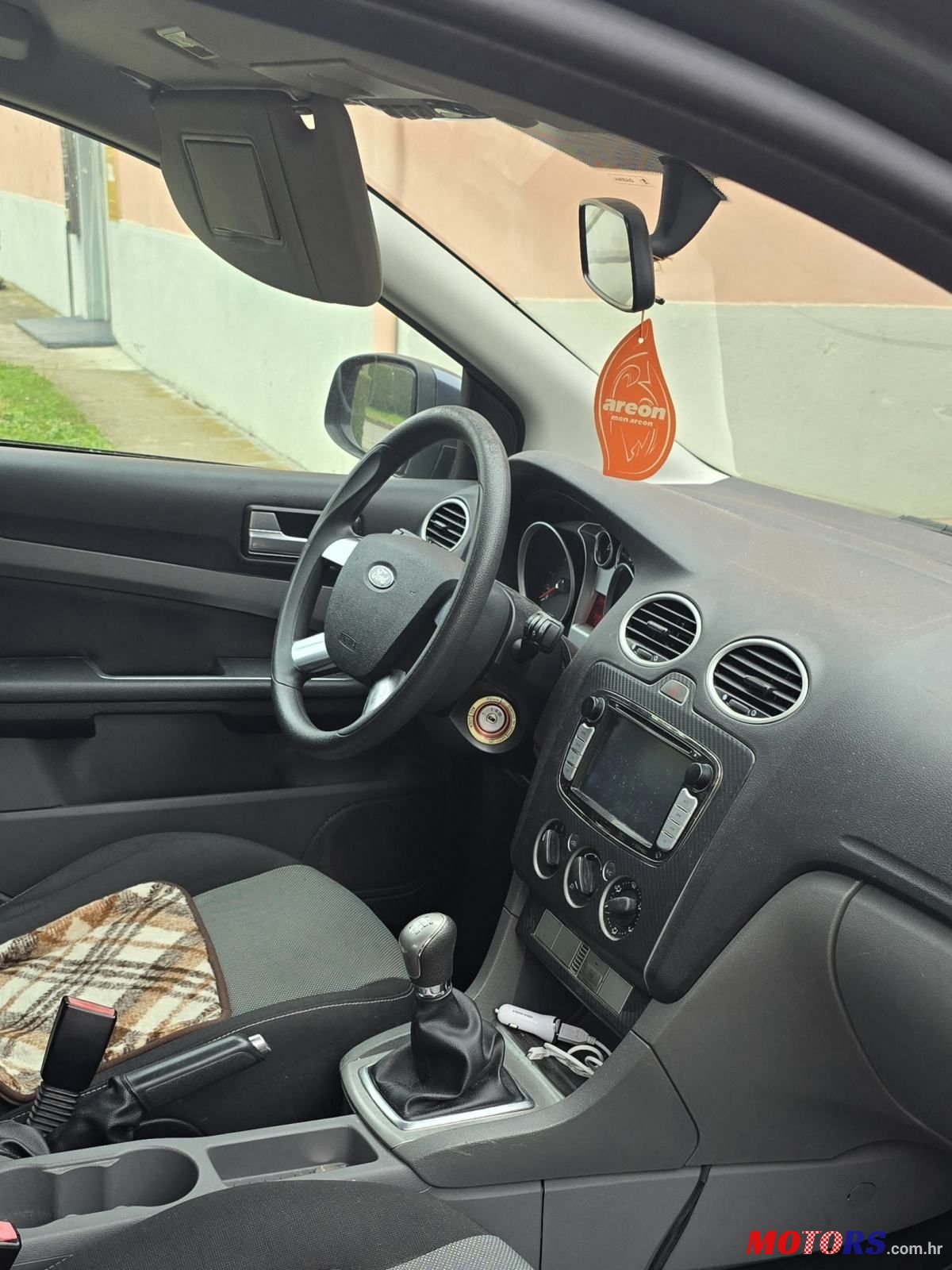 2011' Ford Focus 1,6 photo #6