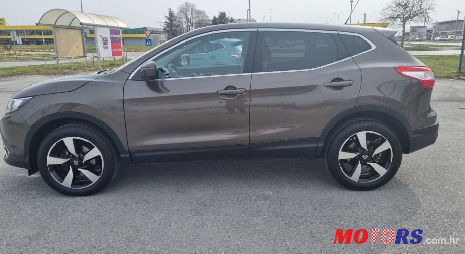2015' Nissan Qashqai 1,5 Dci photo #1