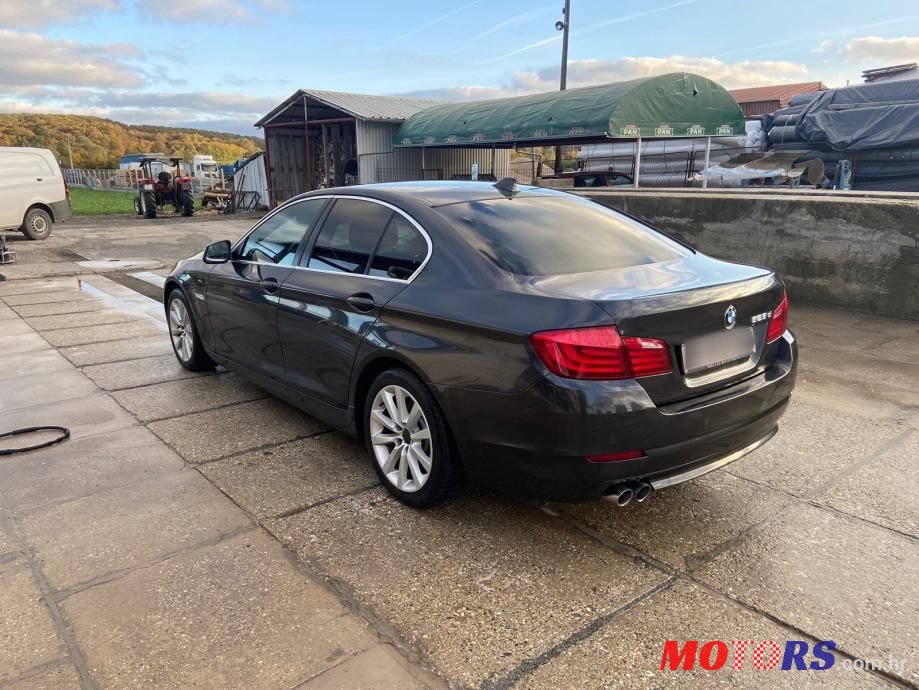 2010' BMW Serija 5 525D photo #3