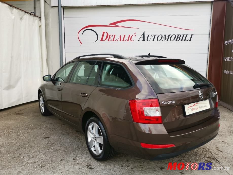 2015' Skoda Octavia Combi photo #4