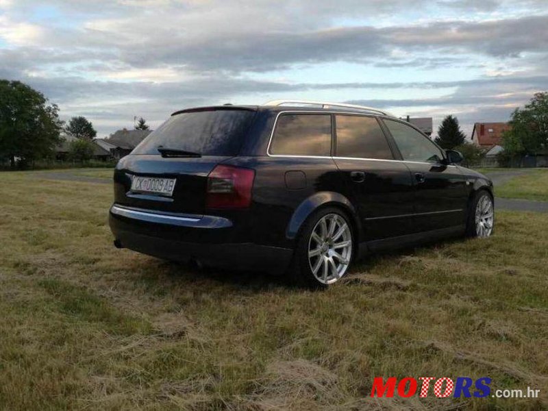 2003' Audi A4 Avant 2,5 V6 Tdi photo #1