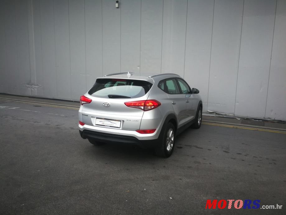 2017' Hyundai Tucson 1.7 Crdi photo #5