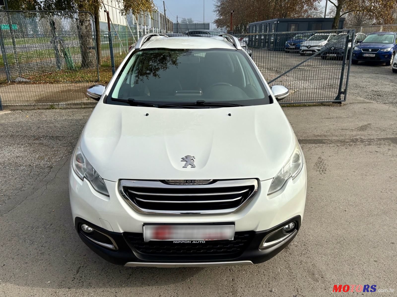 2015' Peugeot 2008 1,2 photo #2