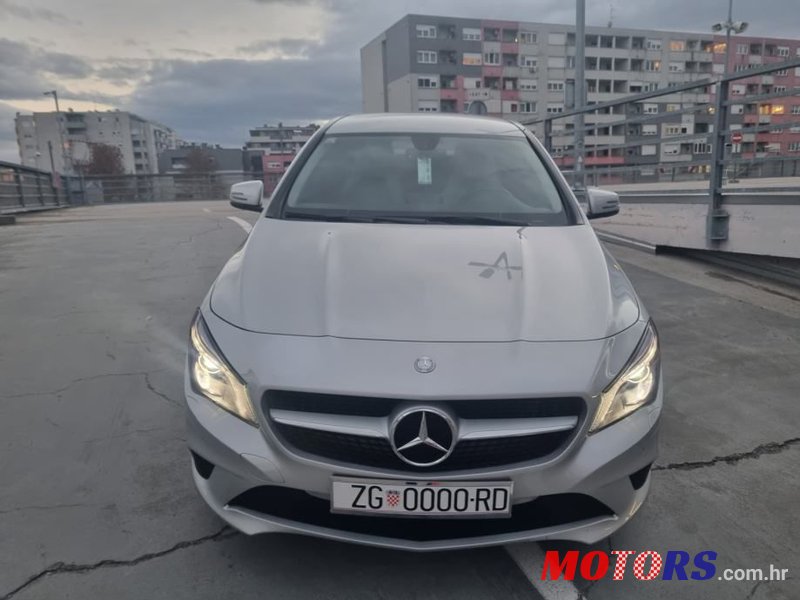 2014' Mercedes-Benz Cla Klasa 180 photo #2