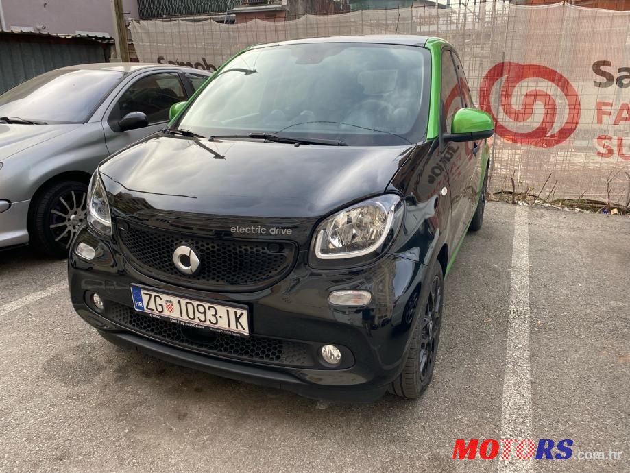 2017' Smart Forfour Eq photo #3