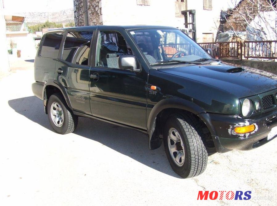 1999' Nissan Terrano 2,7 Sr Tdi photo #2