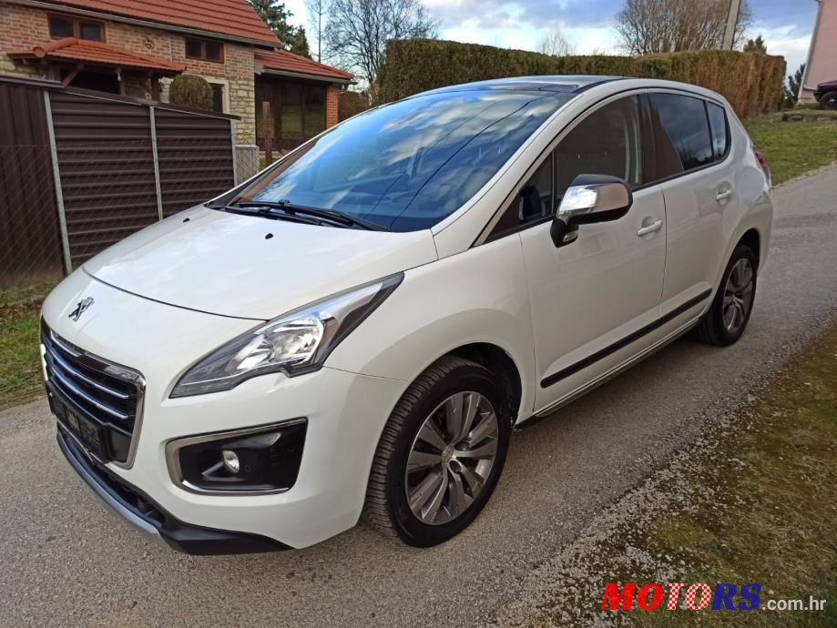 2015' Peugeot 3008 1.2 E-Thp photo #2