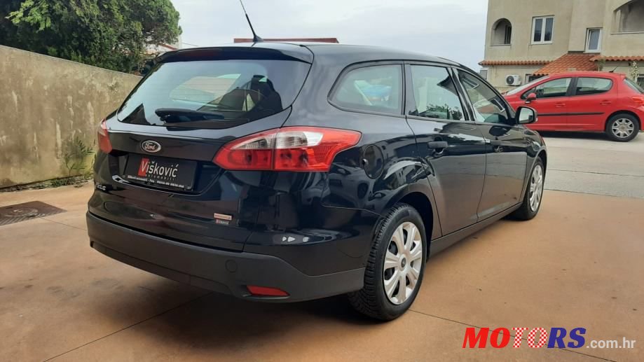 2014' Ford Focus Karavan photo #5