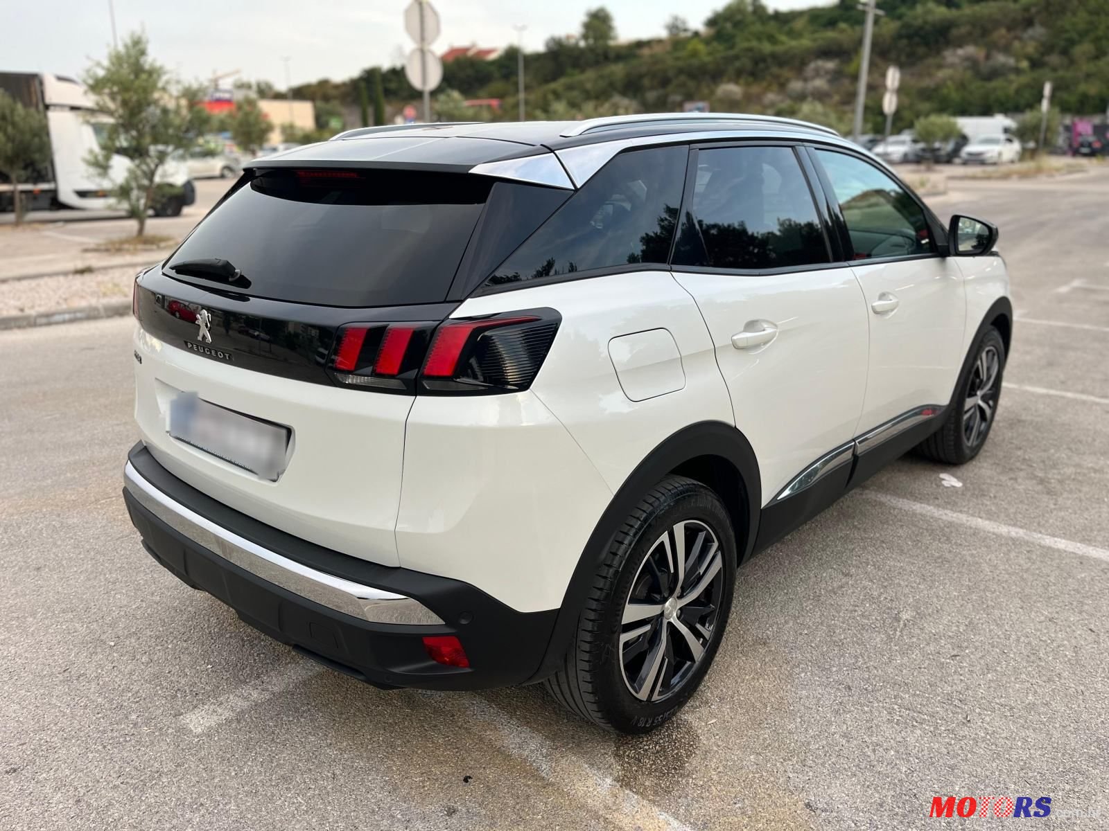 2020' Peugeot 3008 1,5 Bluehdi photo #4