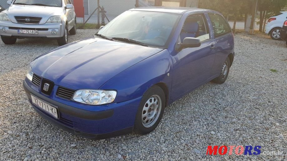 2001' SEAT Ibiza 1,9 Sdi photo #1