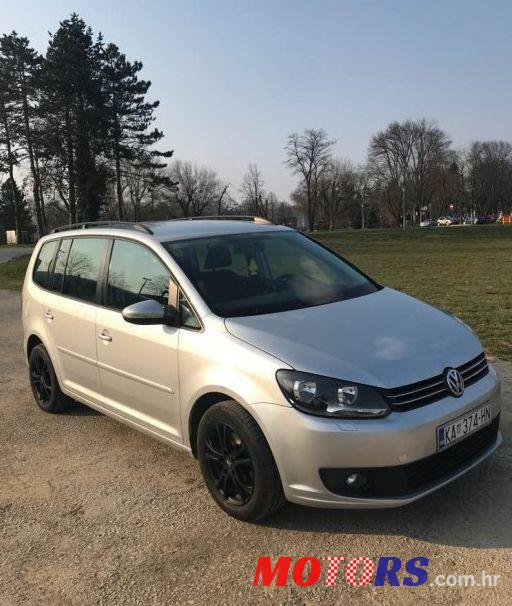 2013' Volkswagen Touran 1,6 Tdi photo #2