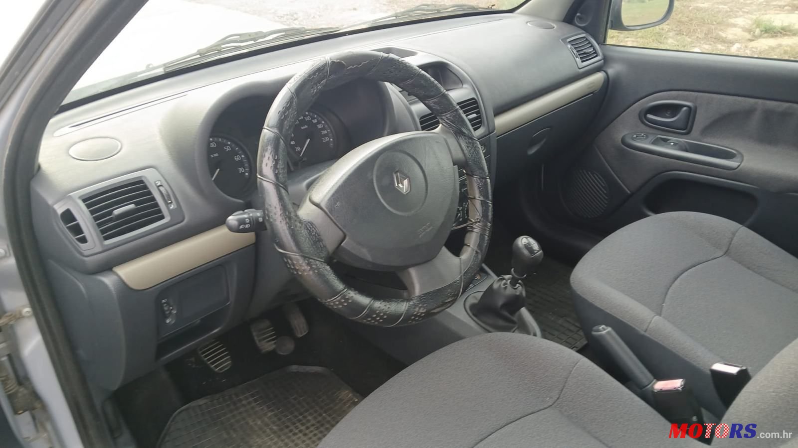 2004' Renault Clio 1,5 Dci photo #6