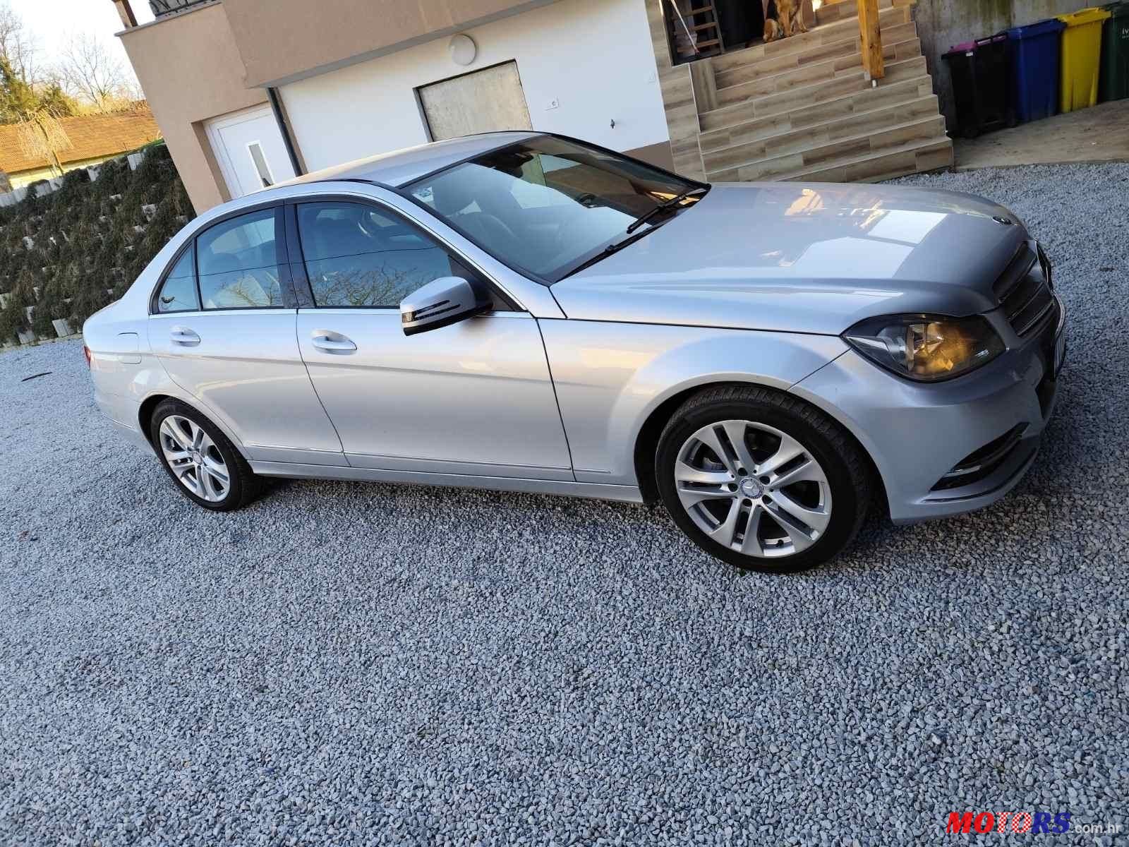 2012' Mercedes-Benz C-Klasa 200 Cdi photo #1