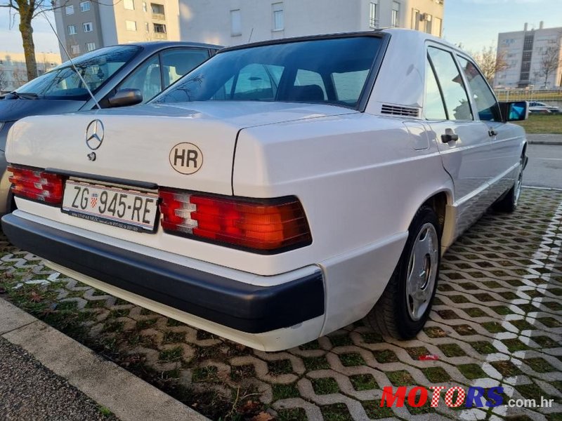 1991' Mercedes-Benz 190 2,0 photo #4
