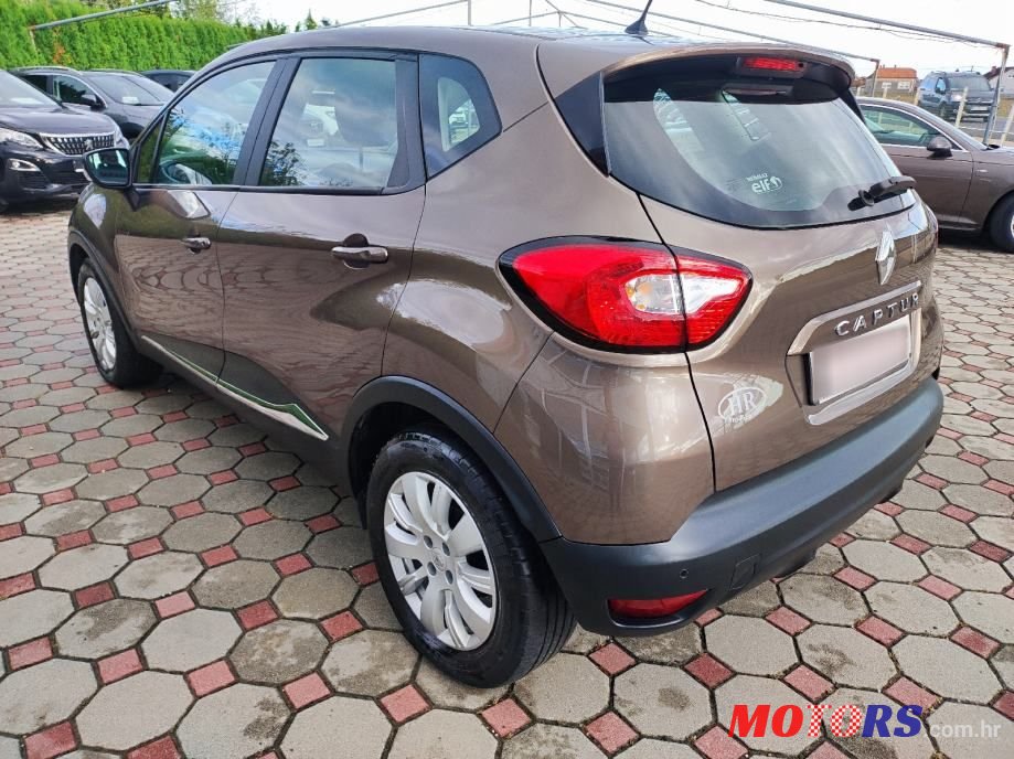 2014' Renault Captur Dci 90 photo #4