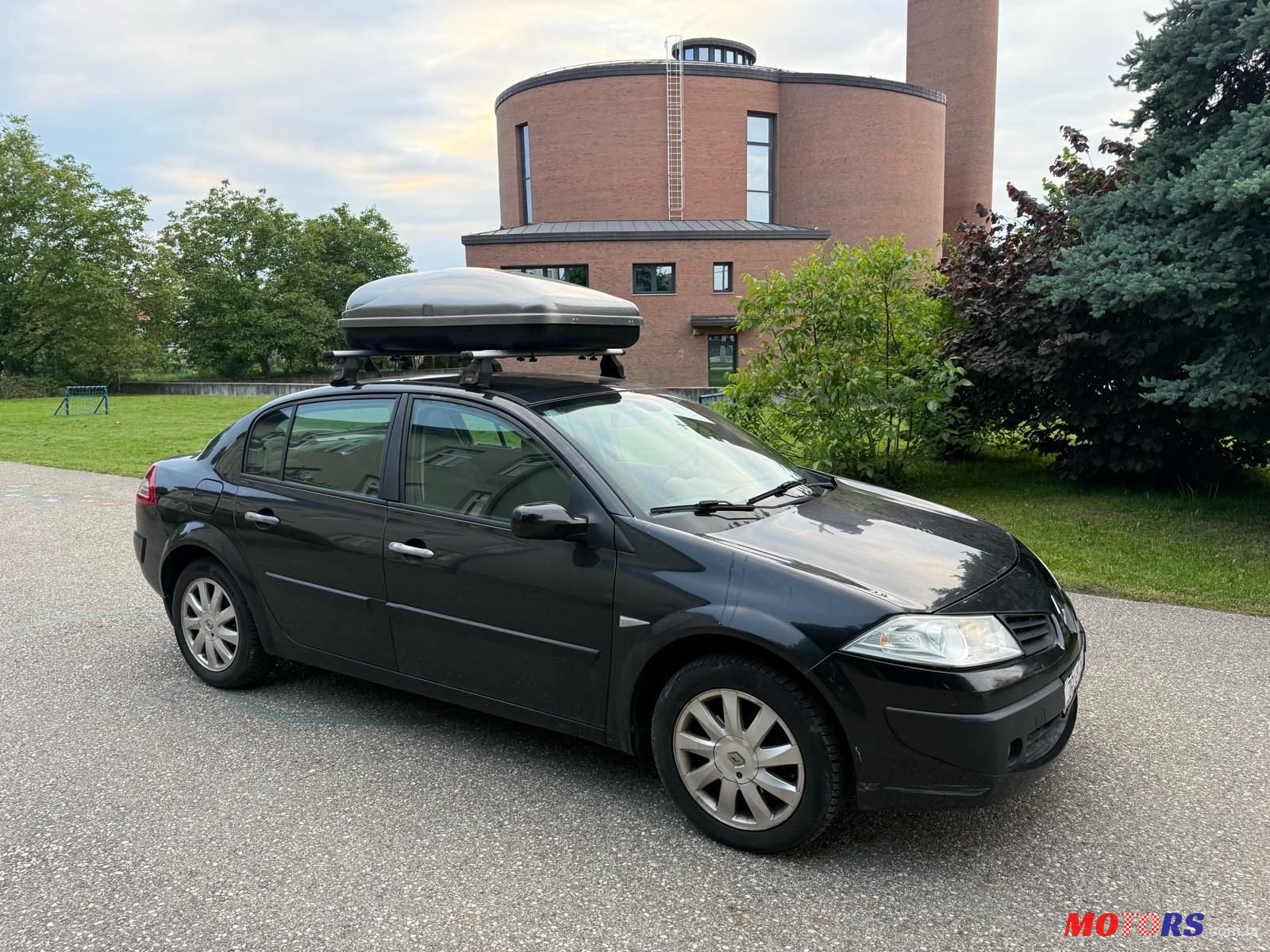 2008' Renault Megane Sedan 1,6 16V photo #3