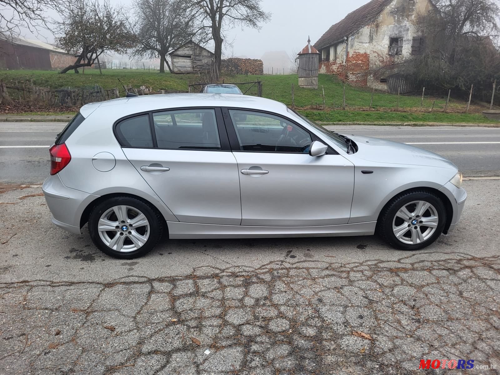 2008' BMW Serija 1 118D photo #6