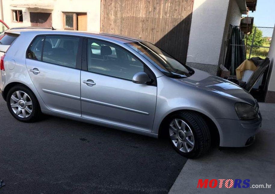 2006' Volkswagen Golf V 2.0 Tdi Sportline photo #1