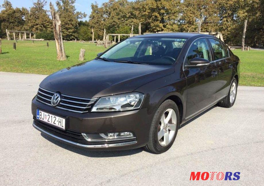 2014' Volkswagen Passat 1,6 Tdi Bmt photo #1