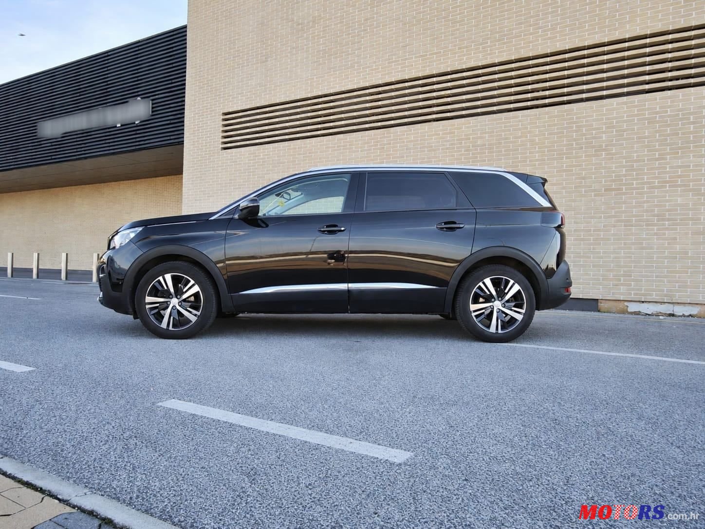 2020' Peugeot 5008 1,5 Bluehdi photo #5