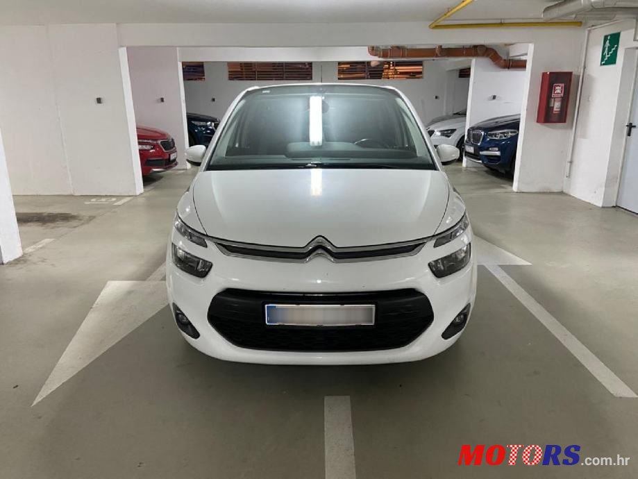 2015' Citroen C4 Picasso photo #2