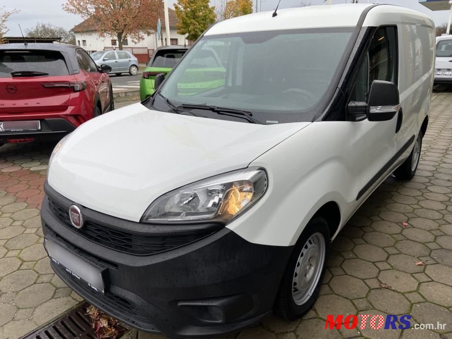 2018' Fiat Doblo Van L1H1 photo #1